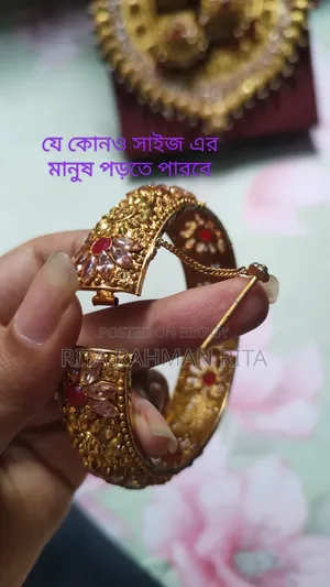 Gold Polished Customized Antique Bridal Set. Worn only for 1 day