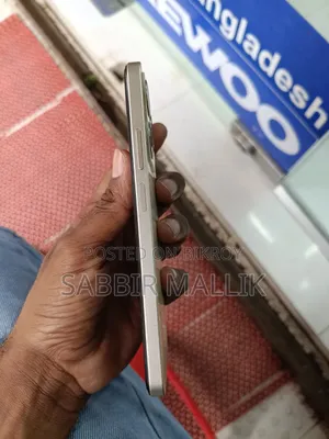 রিয়েলমি সি৬১ ১২৮ জিবি গোল্ড