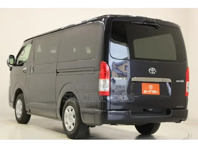 Toyota HiAce 2022 Black