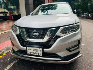 Nissan X-Trail 2017 Silver