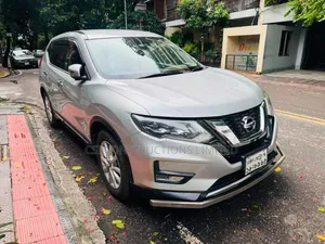 Nissan X-Trail 2017 Silver