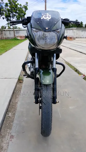 Bajaj Pulsar 150 2015 Green