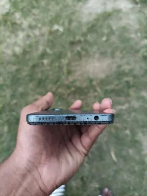 Vivo Y17s 128 GB Black