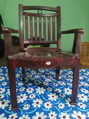 Two Used Plastic Chairs – Good Condition Home/Office Use