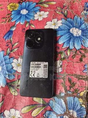 Tecno Spark 20C 128 GB Black