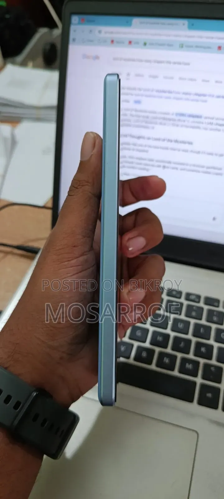 আইকিউওও ২৫৬ জিবি ব্লু
