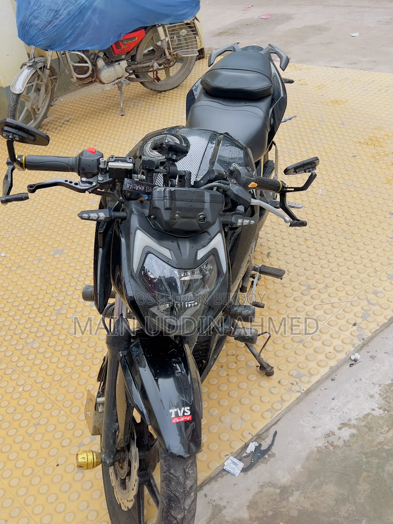 TVS Apache RTR 160 4V 2022 Black