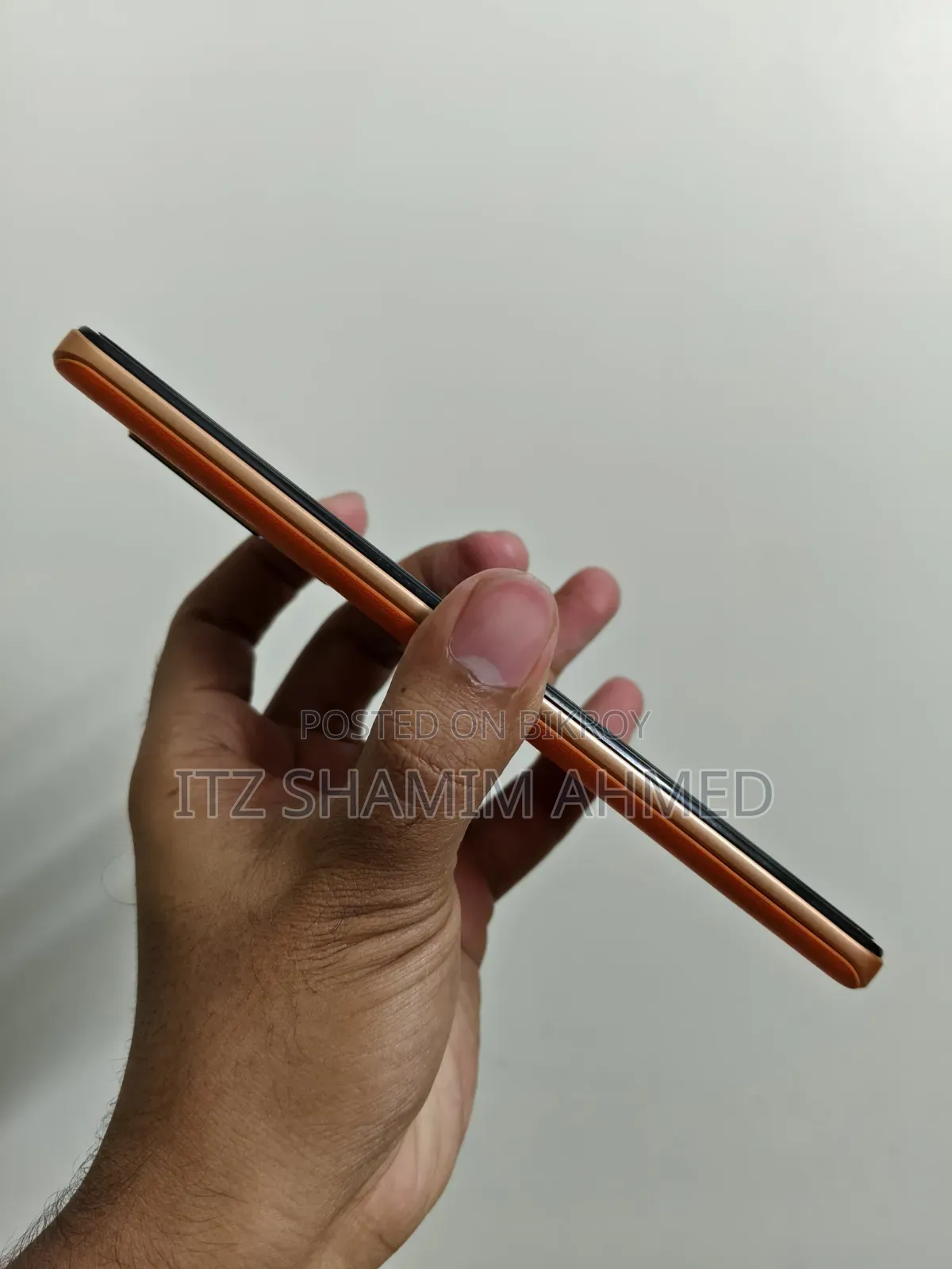 iQOO 128 GB Orange