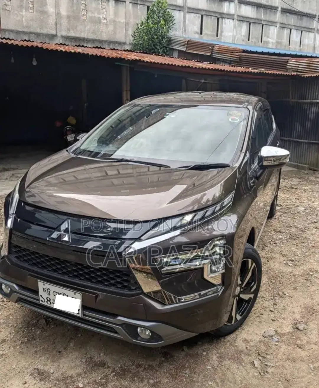 Mitsubishi Xpander 2023 Brown