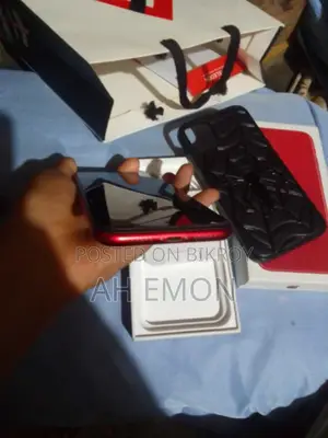 Apple iPhone 11 128 GB Red