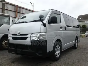 Toyota HiAce 2021 Silver