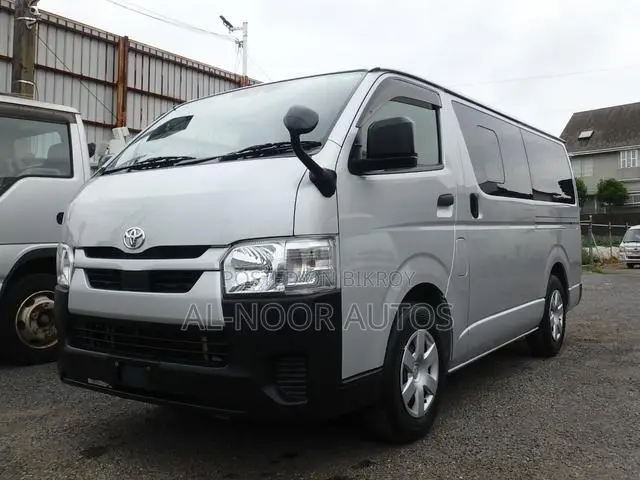 Toyota HiAce 2021 Silver