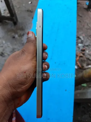 রিয়েলমি সি৭৫ ১২৮ জিবি সাদা