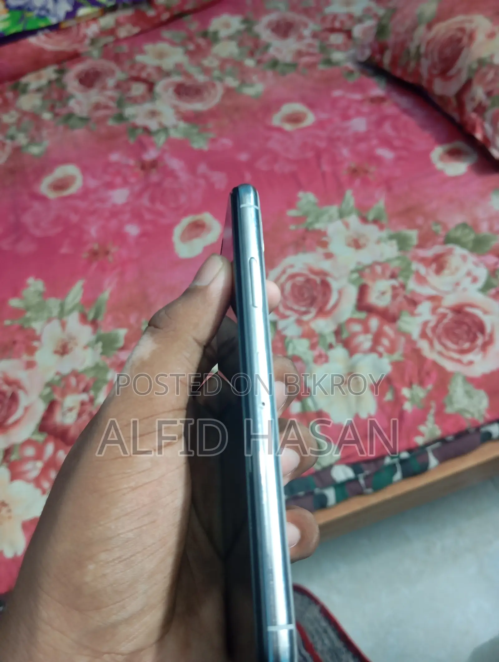 Apple iPhone X 64 GB White