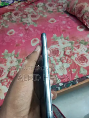 Apple iPhone X 64 GB White