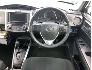 Toyota Corolla Fielder 2021 Pearl