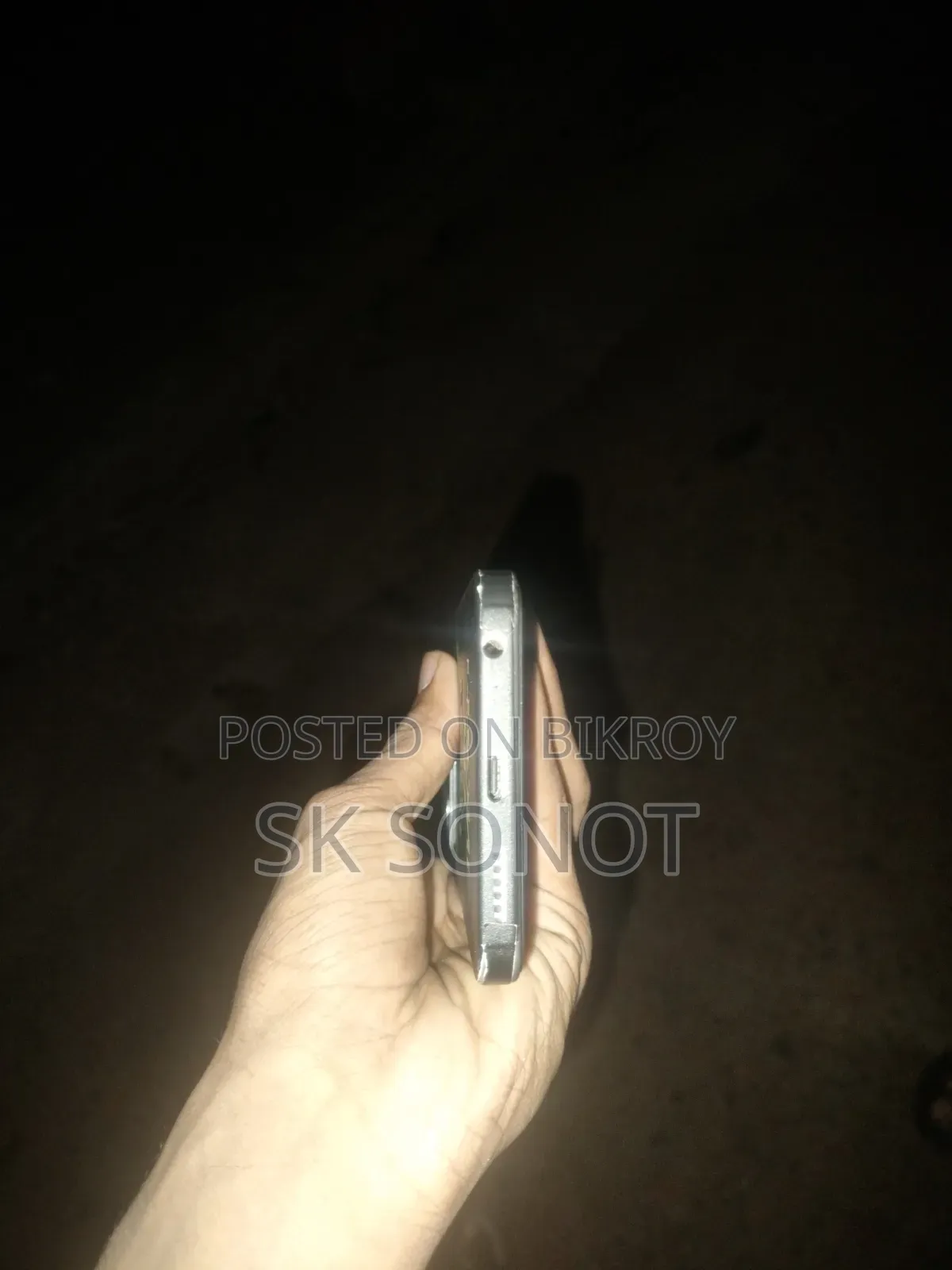 Itel City 100 128 GB Purple
