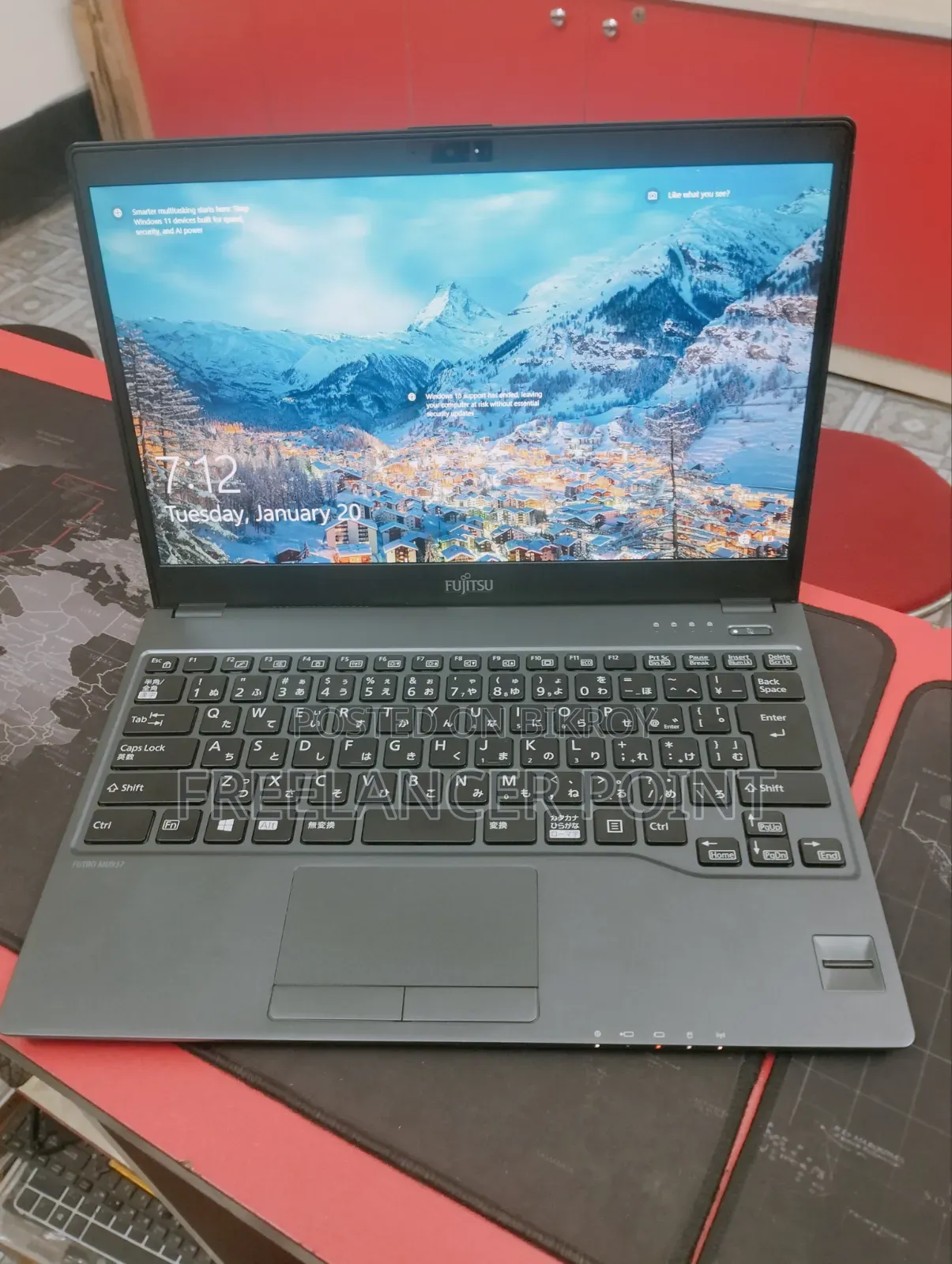 Laptop Fujitsu Lifebook MH330 4GB Intel Celeron SSD 128GB