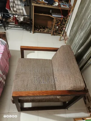 Hatil Single Seat Sofa (Used)