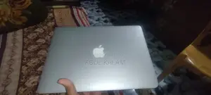 Laptop Apple MacBook 2015 4GB Intel Core I5 HDD 500GB