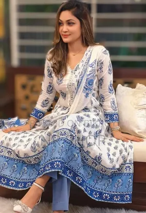 Premium Cotton Gown Three-Piece