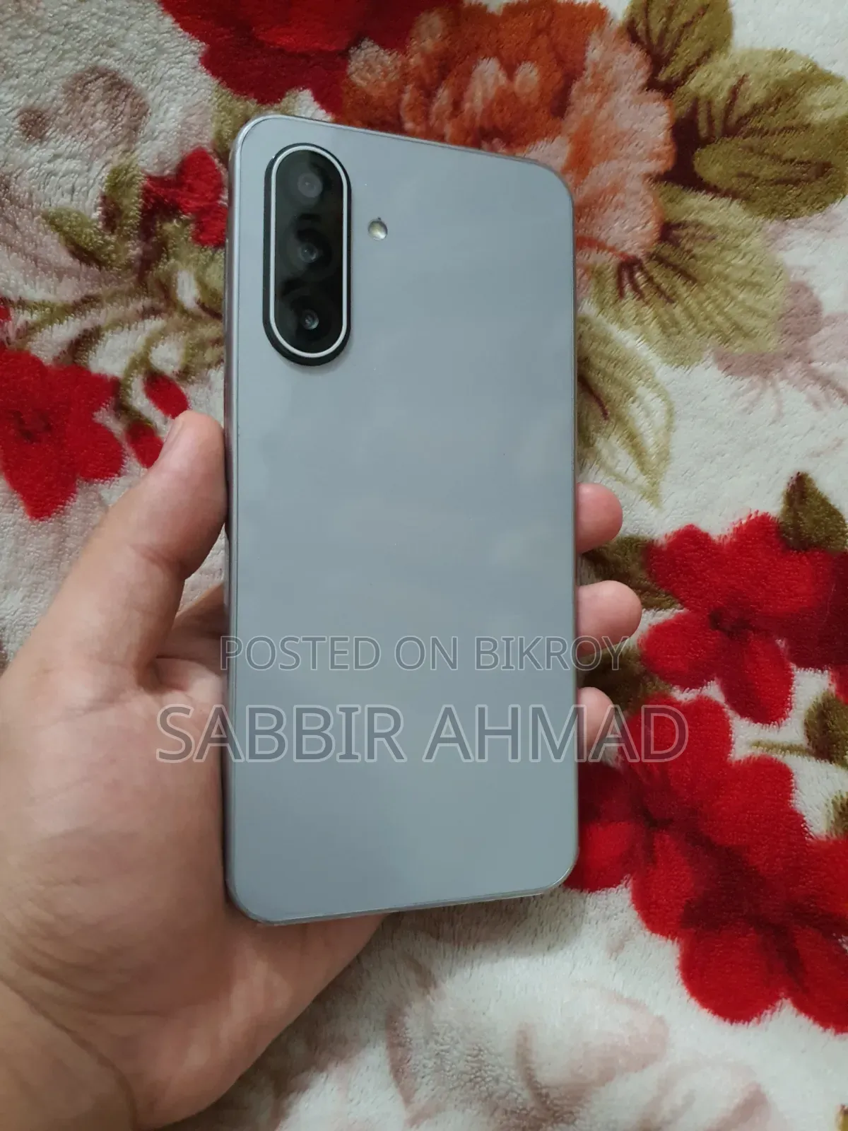 স্যামসাং গ্যালাক্সি এ১৭ ৫জি ২৫৬ জিবি সিলভার
