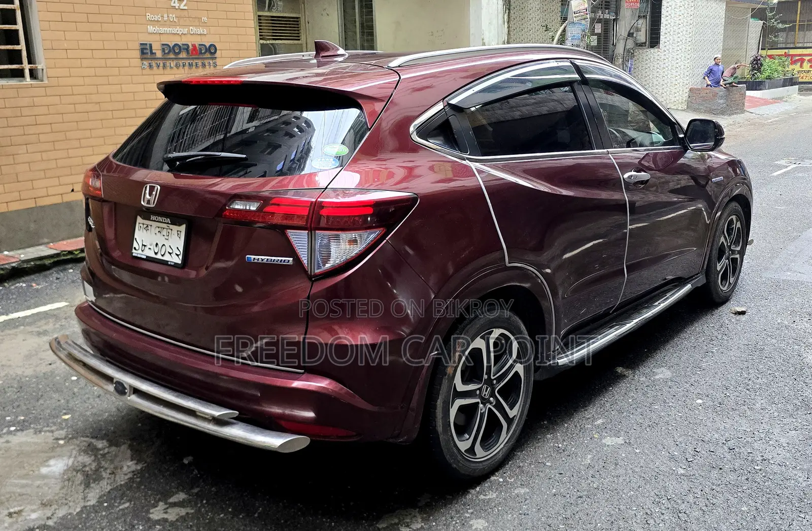 Honda Vezel 1.5 Hybrid 2WD 2014 Maroon