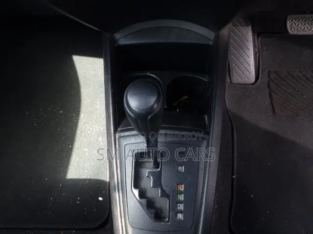 Toyota Axio 2021 Silver
