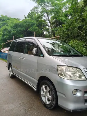 টয়োটা কোস্টার ২০০৩ সিলভার