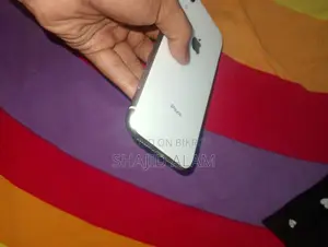 Apple iPhone XR 128 GB White