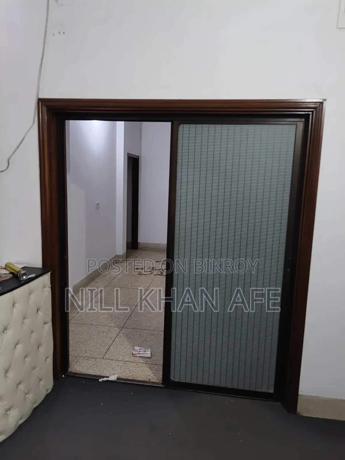 বনানী রোড ১১-এ ১,৮০০ বর্গফুটের অফিস / গোডাউন স্পেস ভাড়ার জন্য