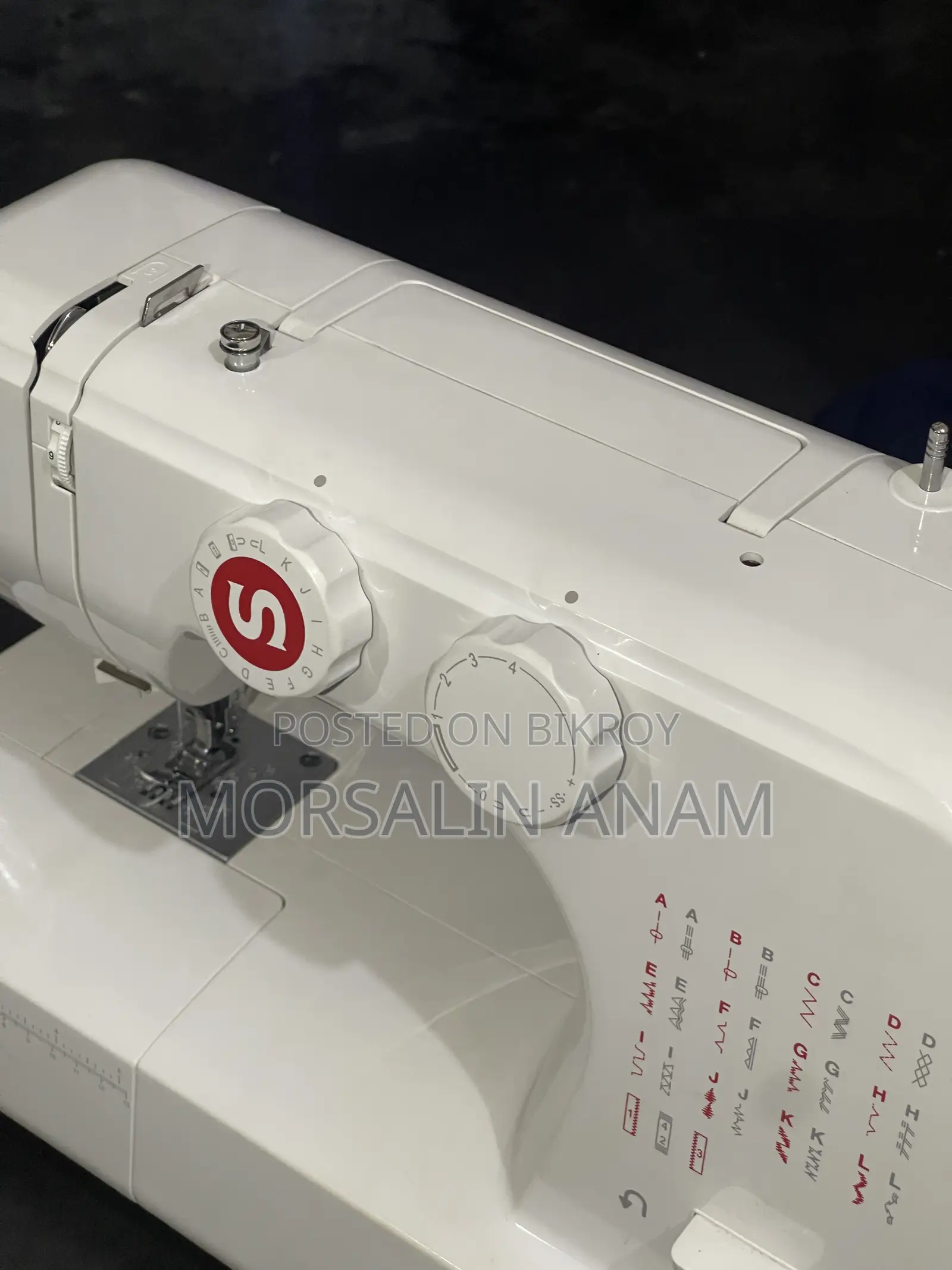 Singer SM024 Sewing Machine Brand New Box Just 1 Day Use