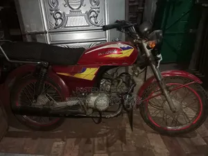 Hero Dawn 100 2000 Red