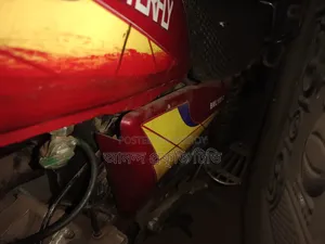 Hero Dawn 100 2000 Red