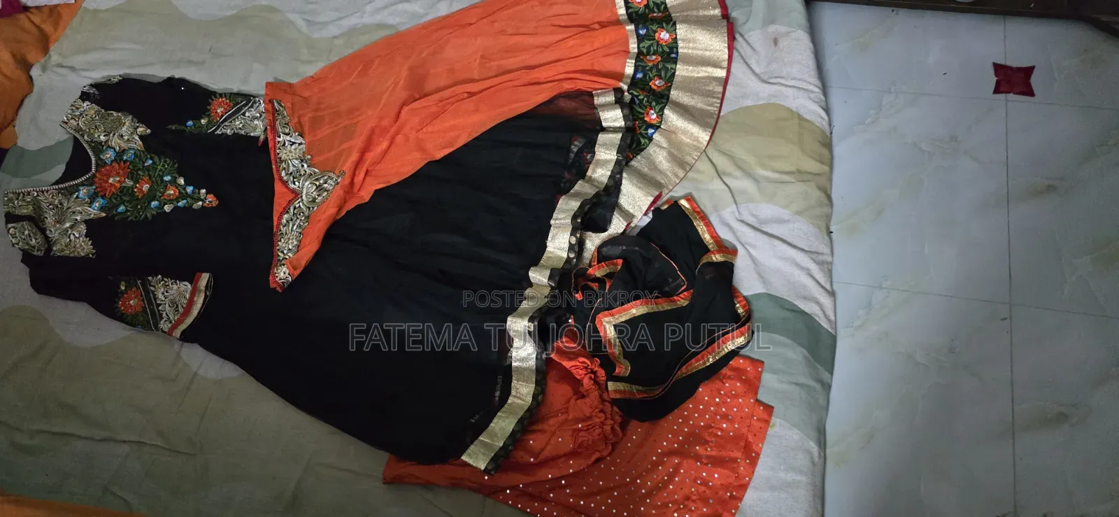 নেটের মধ্যে ৪ পিসের সেট।। লেহেঙ্গা
