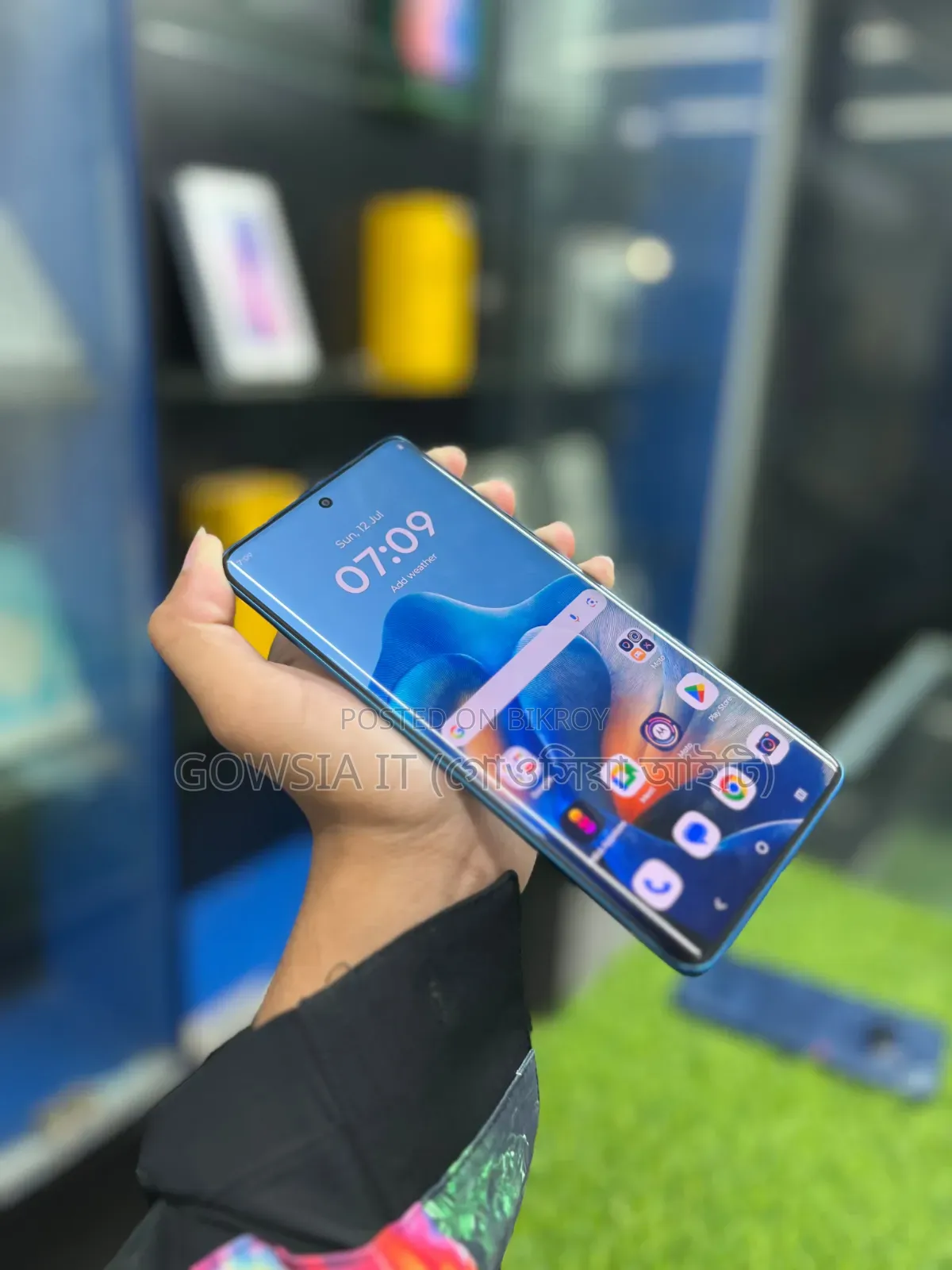 মোটর চলা এজ ৬০ ফিউশন ২৫৬ জিবি নীল