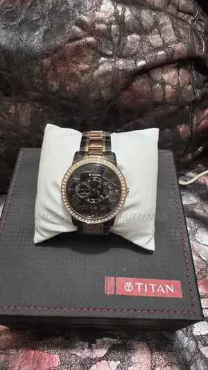 Titan Royale Multifunction Analog Watch for Men - Nt10002km01