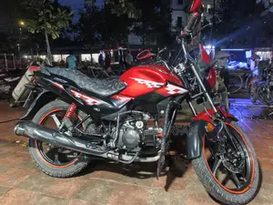 Hero Glamour 2023 Red