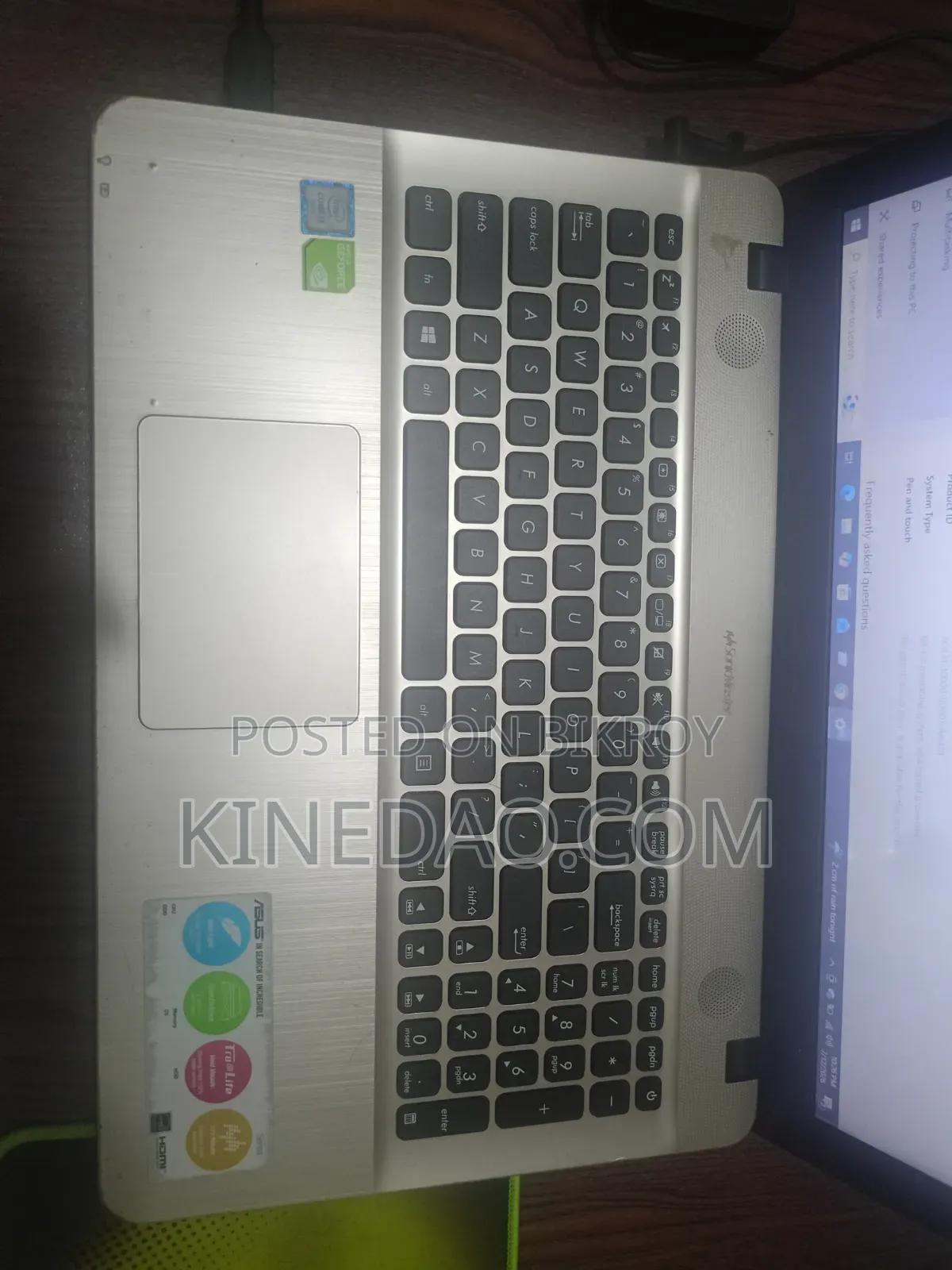Laptop Asus VivoBook Max X541UA 4GB Intel Core I3 SSD 128GB