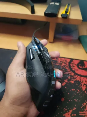 Logitech G402 for Sell With Grip Tape!! Box and Memo Availabl