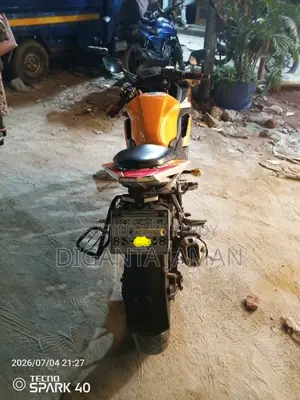 Honda CBR 2019 Orange