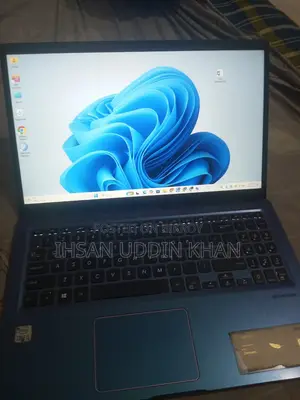 Laptop Asus VivoBook X540SA 4GB Intel Core I3 SSD 256GB