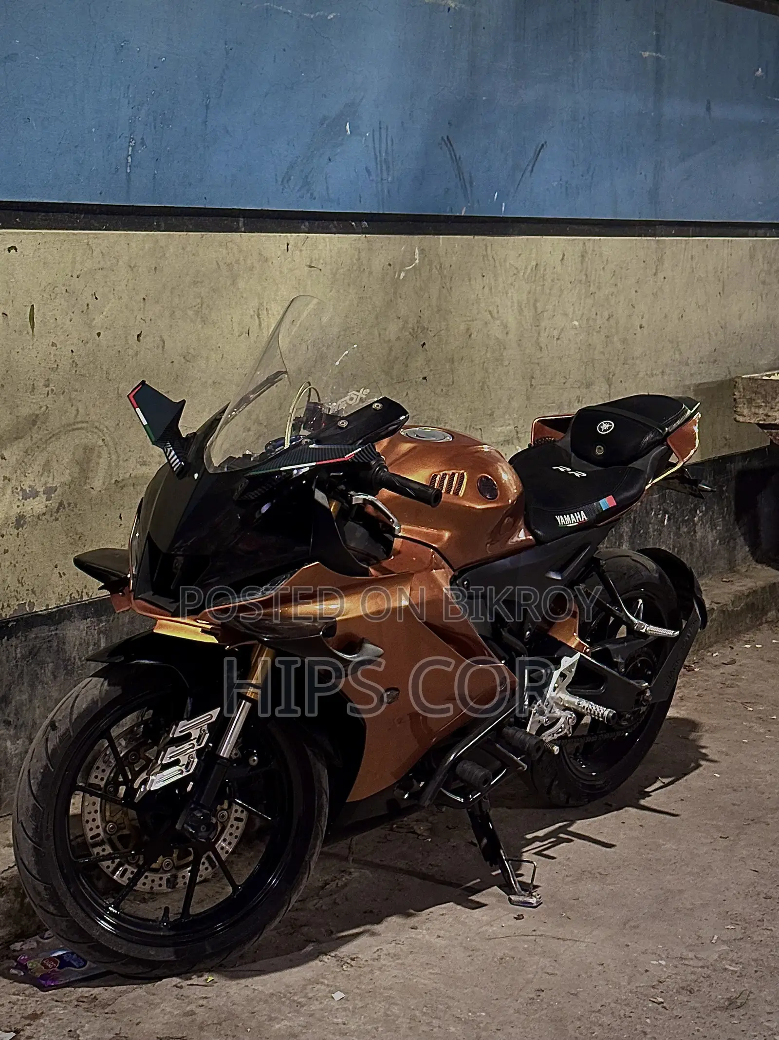 Yamaha R1 2022 Blue
