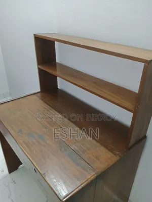 সেগুন কাঠের পড়ার টেবিল