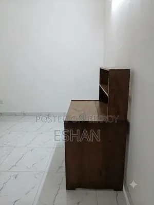 সেগুন কাঠের পড়ার টেবিল