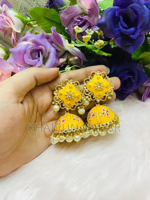 মিনাকারি ঝুমকা কানের দুল