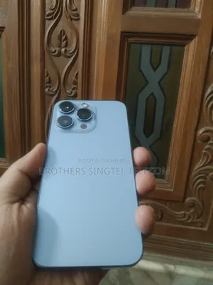 অ্যাপল আইফোন ১৩ প্রো ১২৮ জিবি নীল
