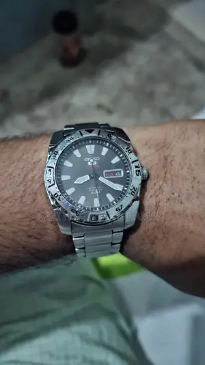 Seiko 5 Sports