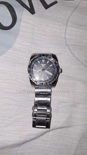 Seiko 5 Sports