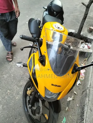 Suzuki GSX-R150 2025 Yellow